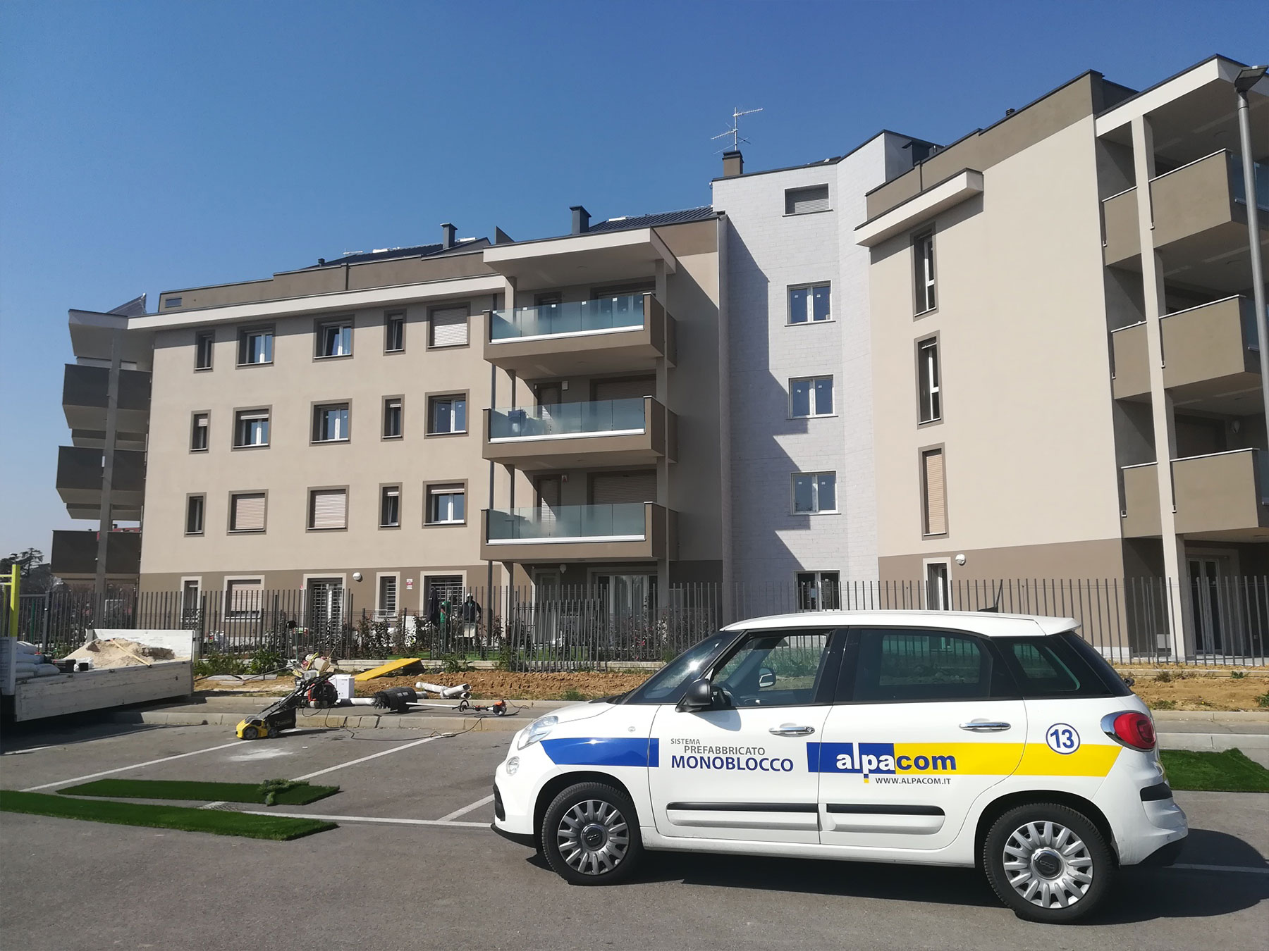 AGRATE BRIANZA (MB) – AGENTE: MARCO LANARO 340.6332494