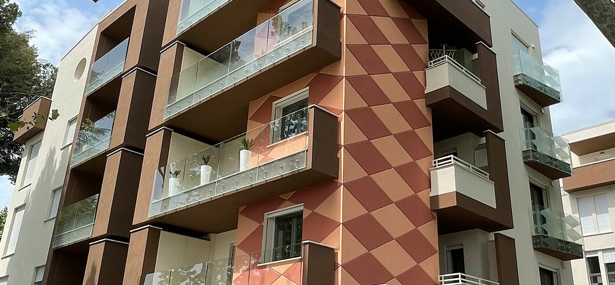 RIMINI – AGENTE: PAOLO BENZI 348.7309540