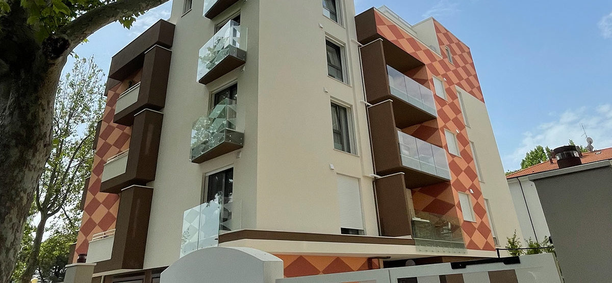 RIMINI – AGENTE: PAOLO BENZI 348.7309540