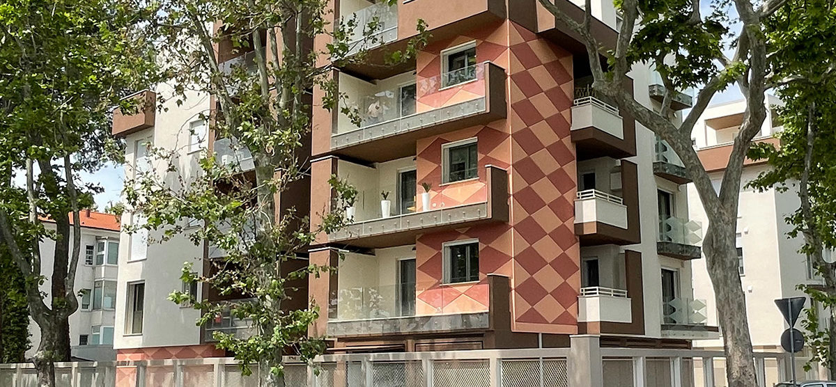 RIMINI – AGENTE: PAOLO BENZI 348.7309540