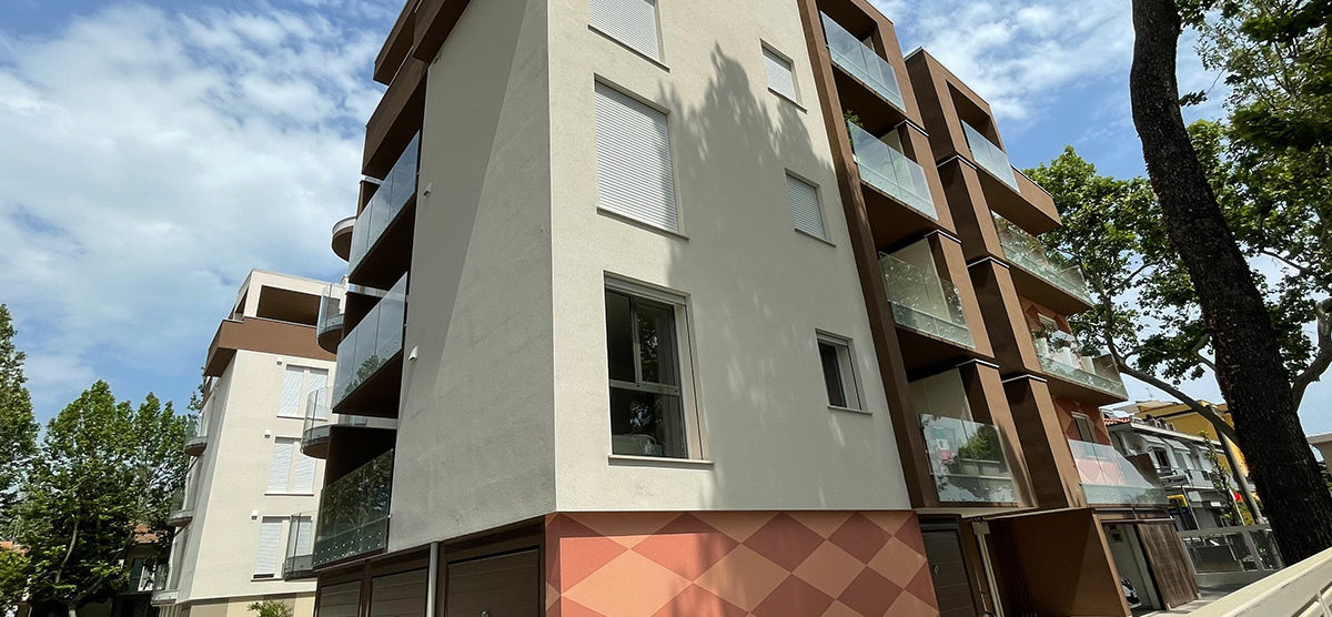 RIMINI – AGENTE: PAOLO BENZI 348.7309540