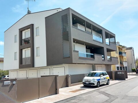 NOALE (Ve) – AGENTE: ENZO PUPPINI 345.0670996