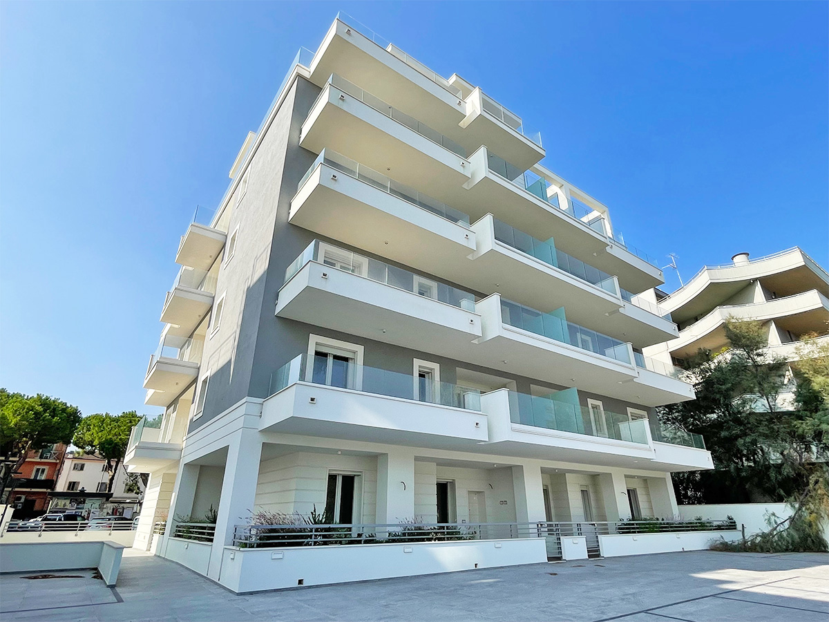 ASCOLI PICENO AGENTE: ZAMPERETTI SEBASTIANO 389.1555570