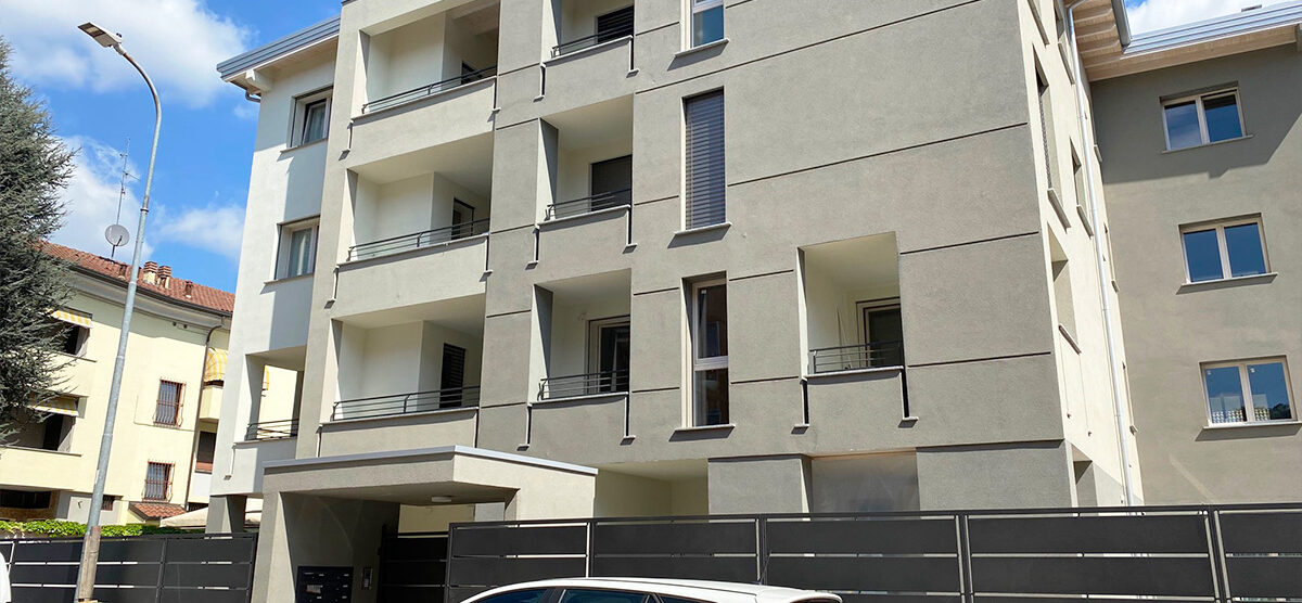 BIASSONO (MB) – AGENTE: MARCO LANARO 340.6332494