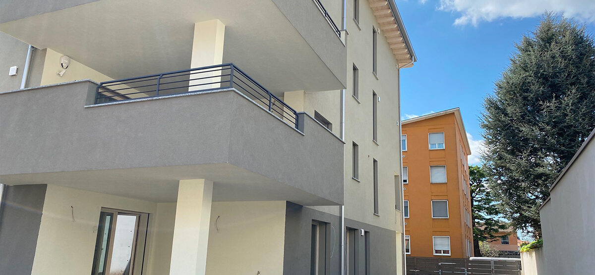 BIASSONO (MB) – AGENTE: MARCO LANARO 340.6332494
