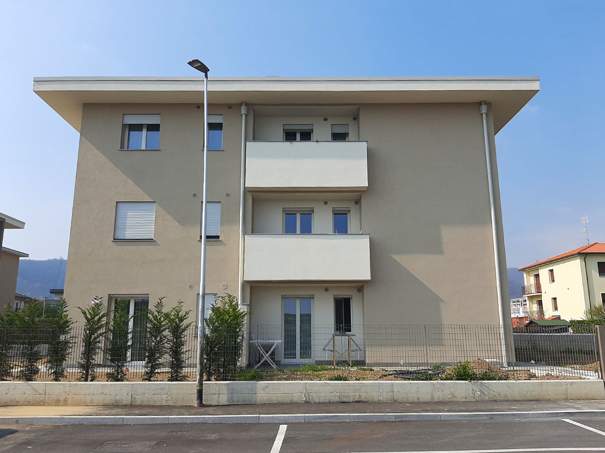 RANICA (BG) – AGENTE: FLAVIO REDOLFI 335.8331092