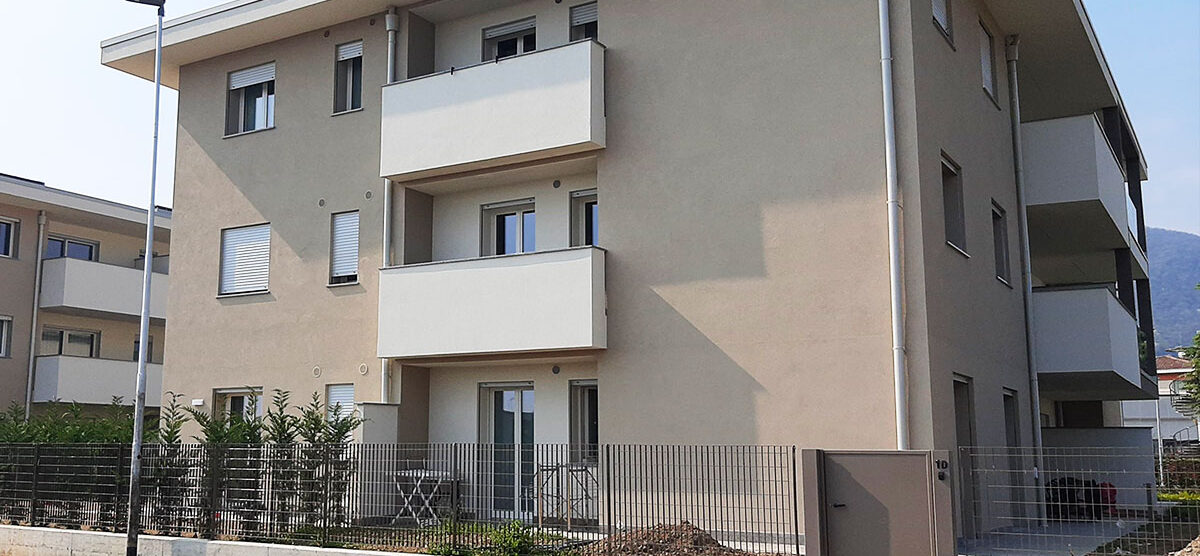 RANICA (BG) – AGENTE: FLAVIO REDOLFI 335.8331092